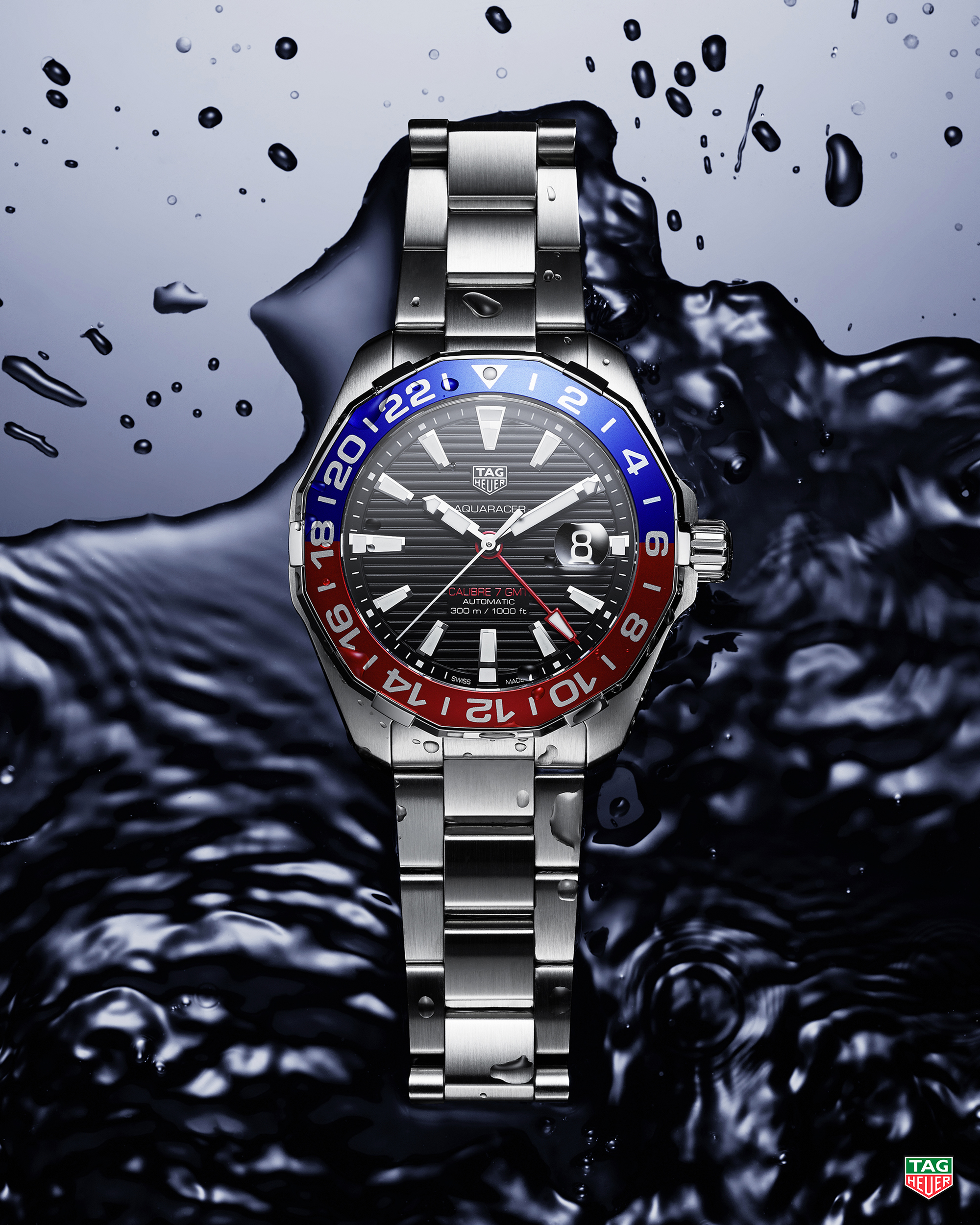 The TAG Heuer Aquaracer Calibre 7 GMT features a maximum water